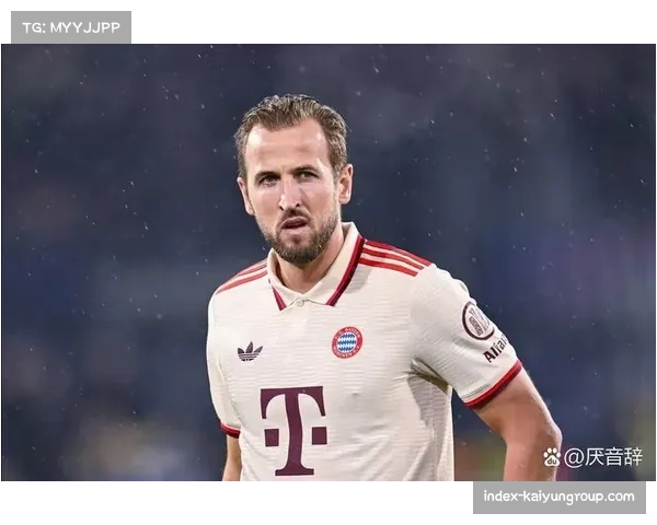 费耶诺德主场5-1大胜前进之鹰，展现强劲进攻势头