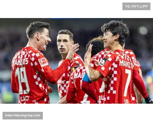 法兰克福防守崩盘与进攻乏力并存 士气低迷困境短期难以化解